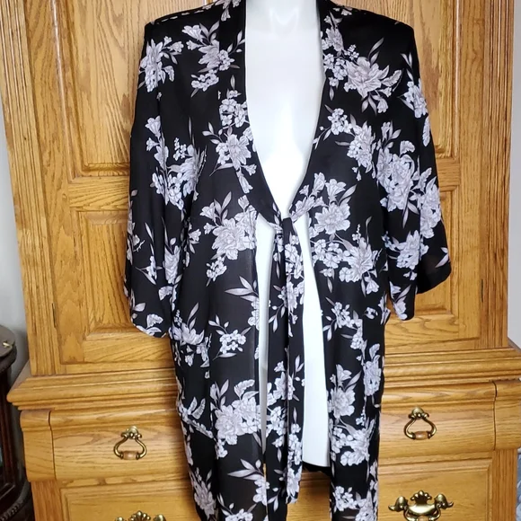 SOLD. Spiritual gangster kimono - Picture 1 of 5